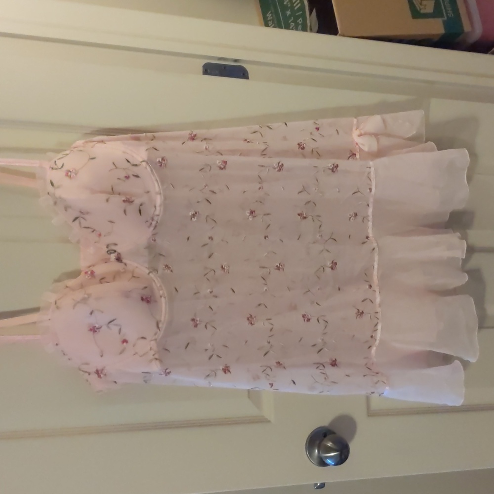 Chemise